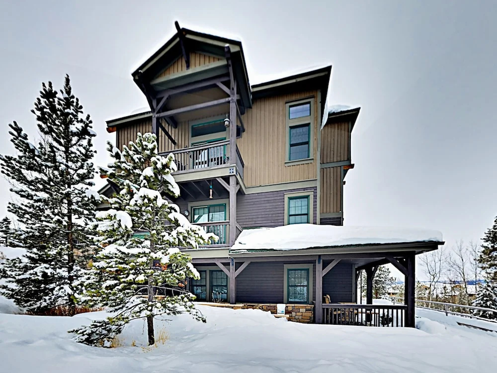 photo 1 of Blue Sky #159392 - 2 Br Condo