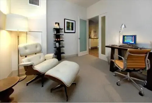 photo 1 of Bluebird Suites at Boston's Theatre District