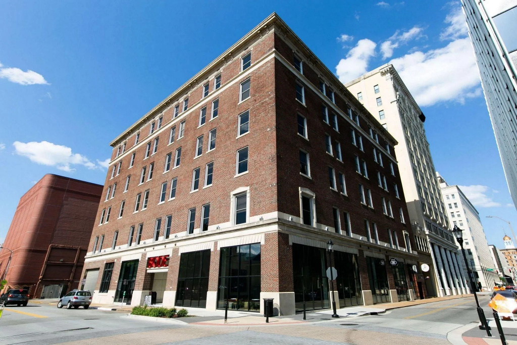 photo 1 of Hotel Clemons