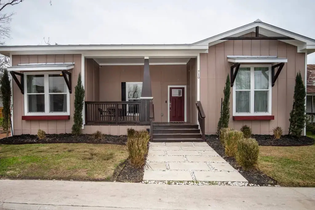 photo 1 of BRAND NEW Luxury Impressive House Near Downtown!