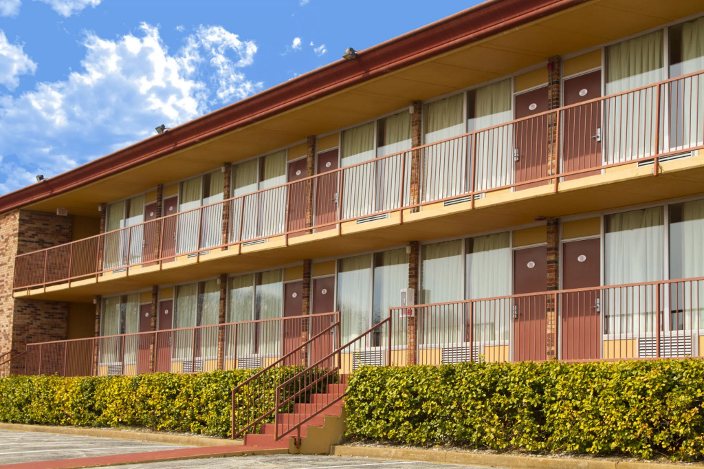 photo 1 of Red Lion Inn & Suites Branson