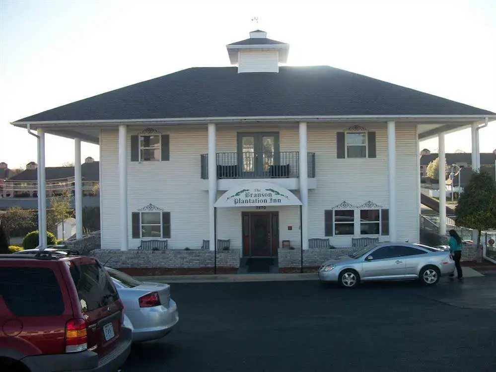 photo 1 of Branson Plantation Inn