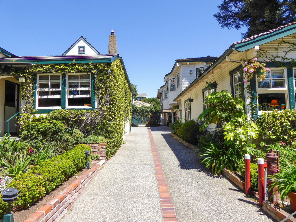 photo 1 of Briarwood Inn