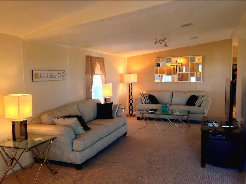 photo 1 of Bring Your Boat Direct Waterfront - Two Bedroom Home
