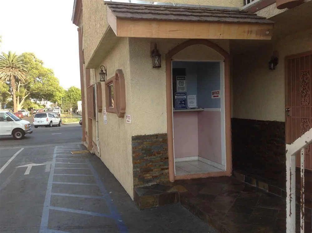 photo 1 of Bronco Motel