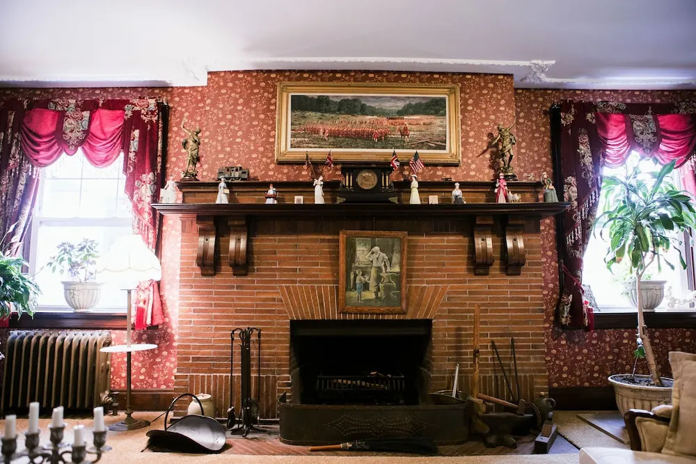 photo 1 of Brownsville Road House Bed & Breakfast