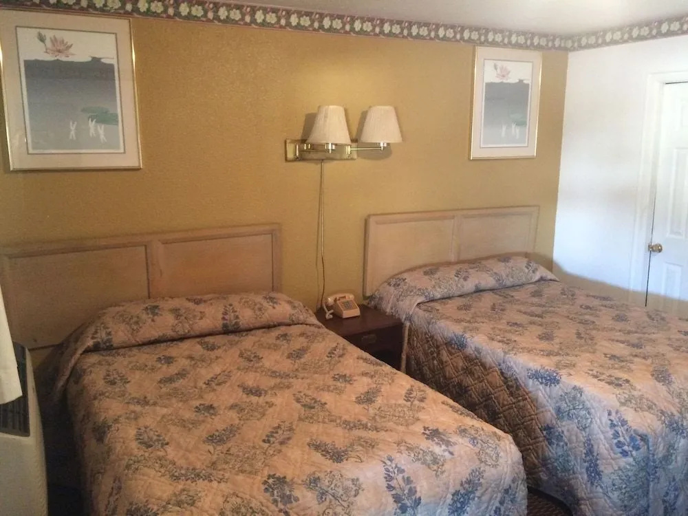 photo 1 of Buckeye Motor Hotel
