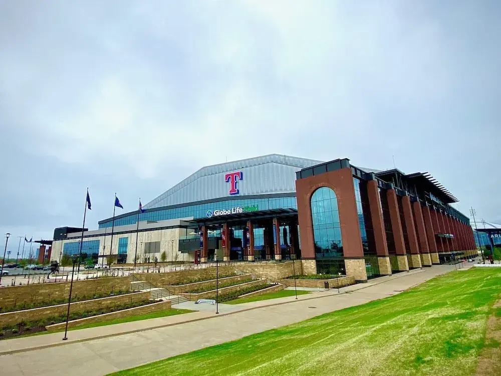 photo 1 of Executive Inn of Arlington, Near AT&T Stadium