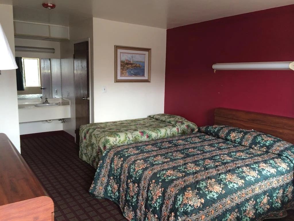 photo 1 of Budget Inn Elizabeth