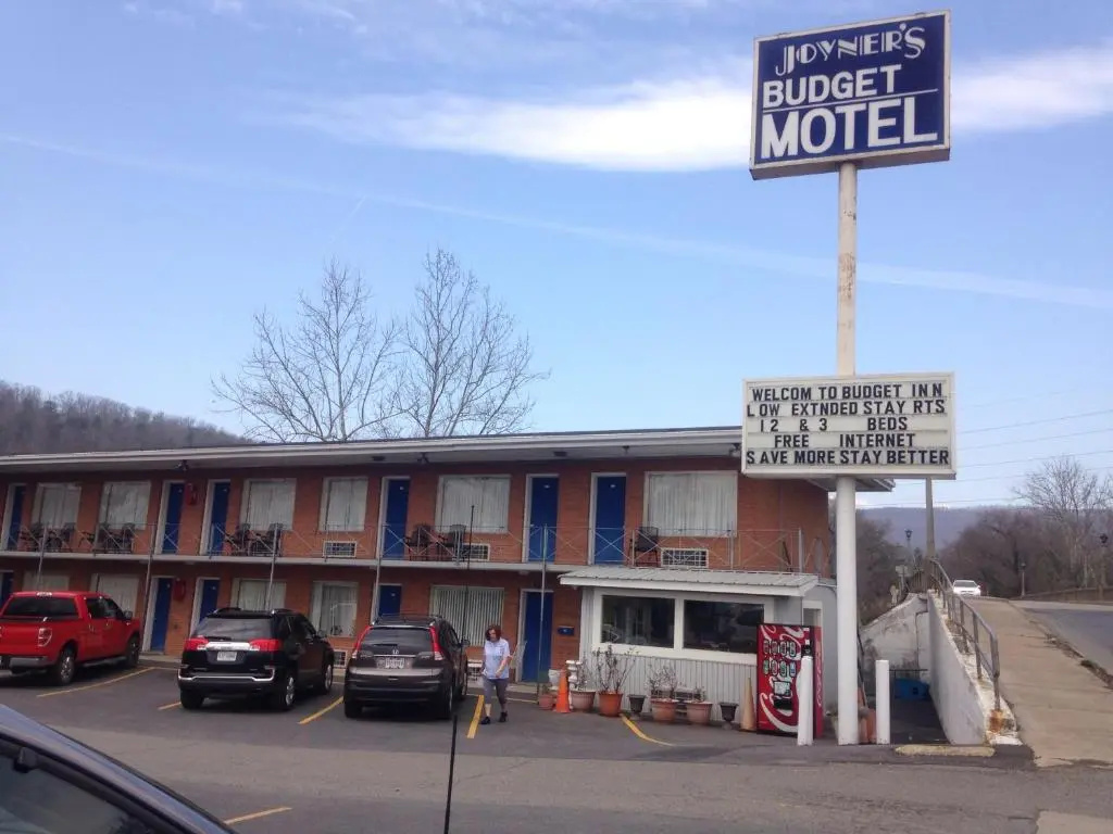 photo 1 of Budget Inn Near Westrock