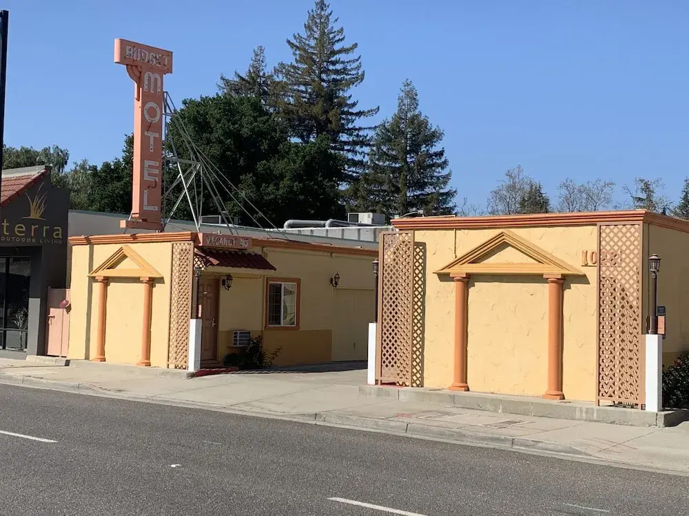 photo 1 of Budget Motel