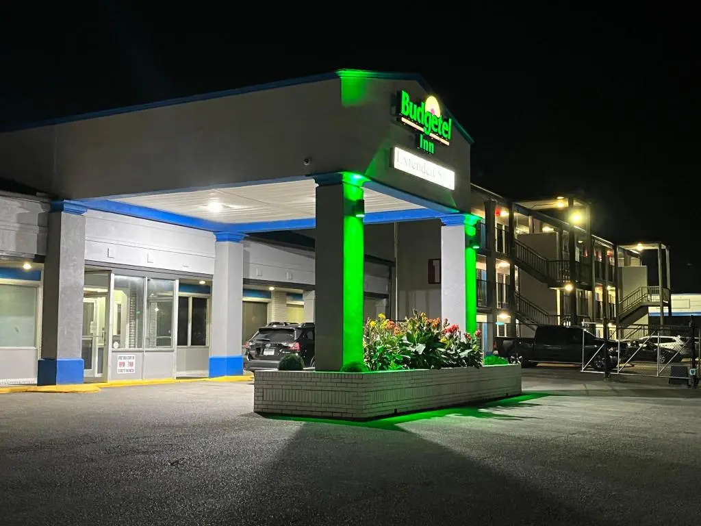photo 1 of Budgetel Inn & Suites