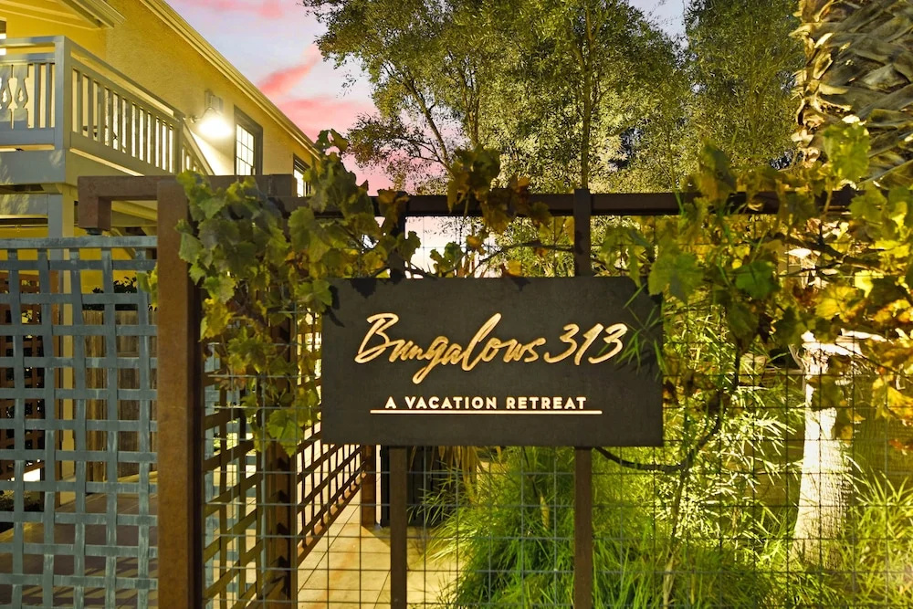 photo 1 of Bungalows 313