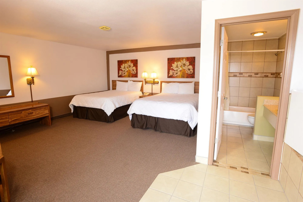 photo 1 of Burlington Inn