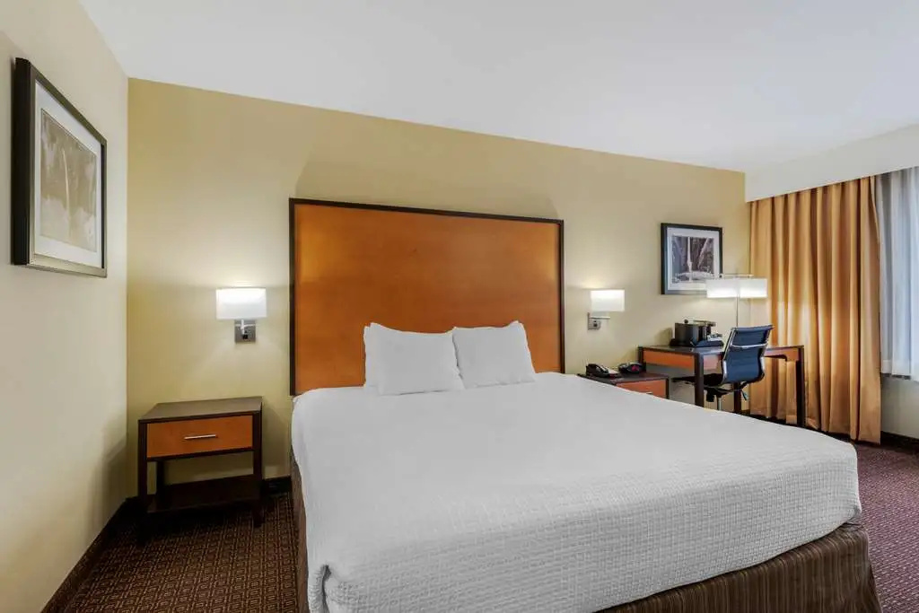 photo 1 of Best Western Plus Cascade Inn & Suites
