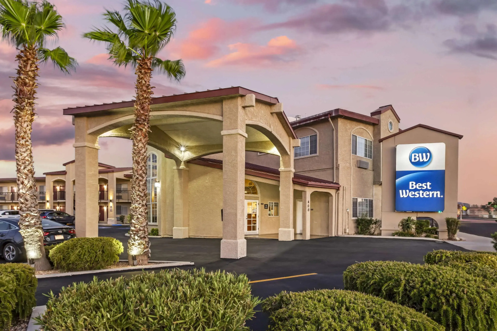 photo 1 of Best Western China Lake Inn