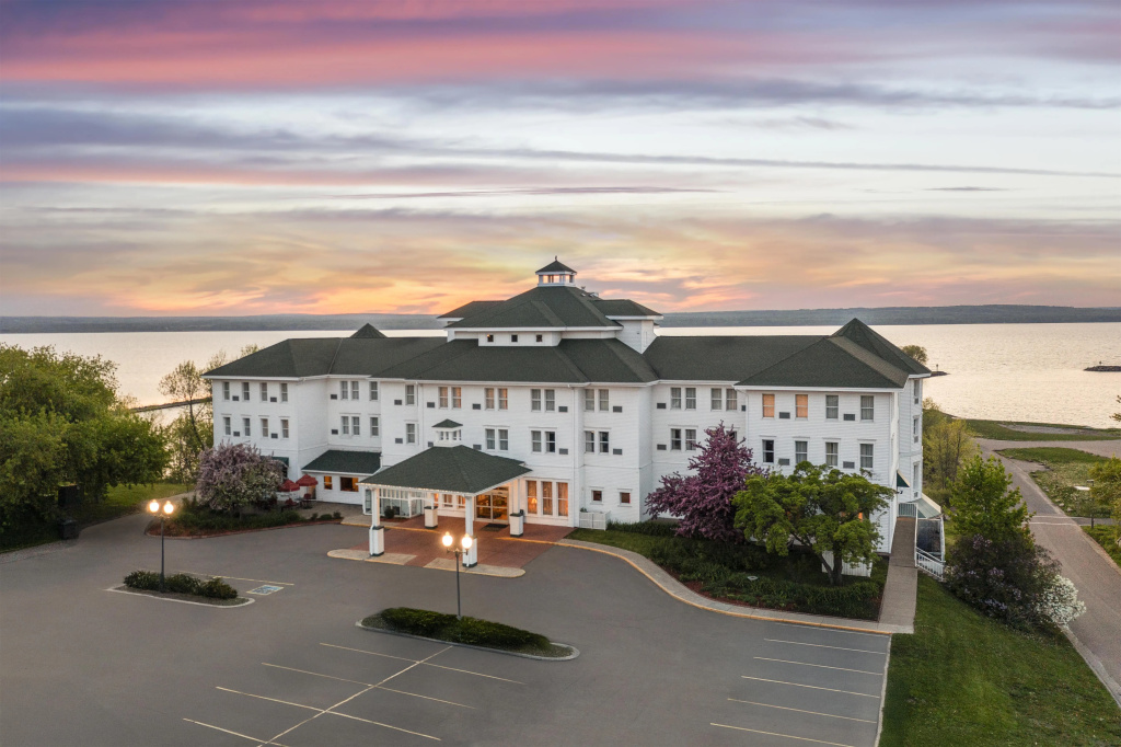 photo 1 of Hotel Chequamegon, BW Signature Collection