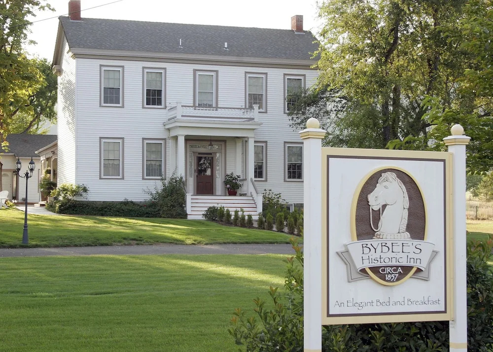 photo 1 of Bybee's Historic Inn