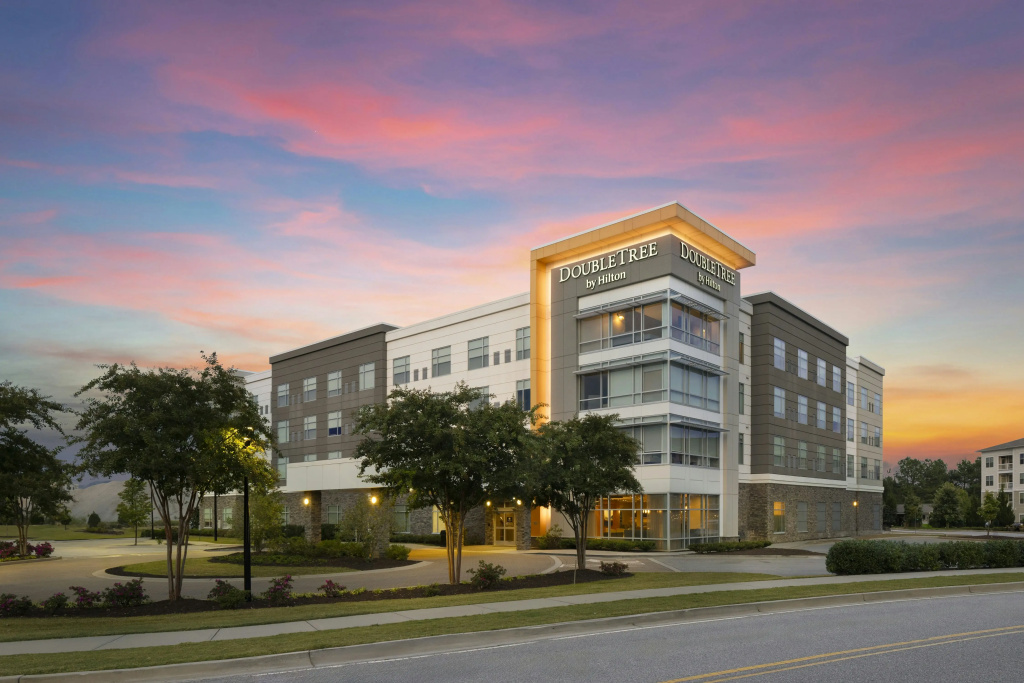 photo 1 of DoubleTree by Hilton Greenville Woodruff Road