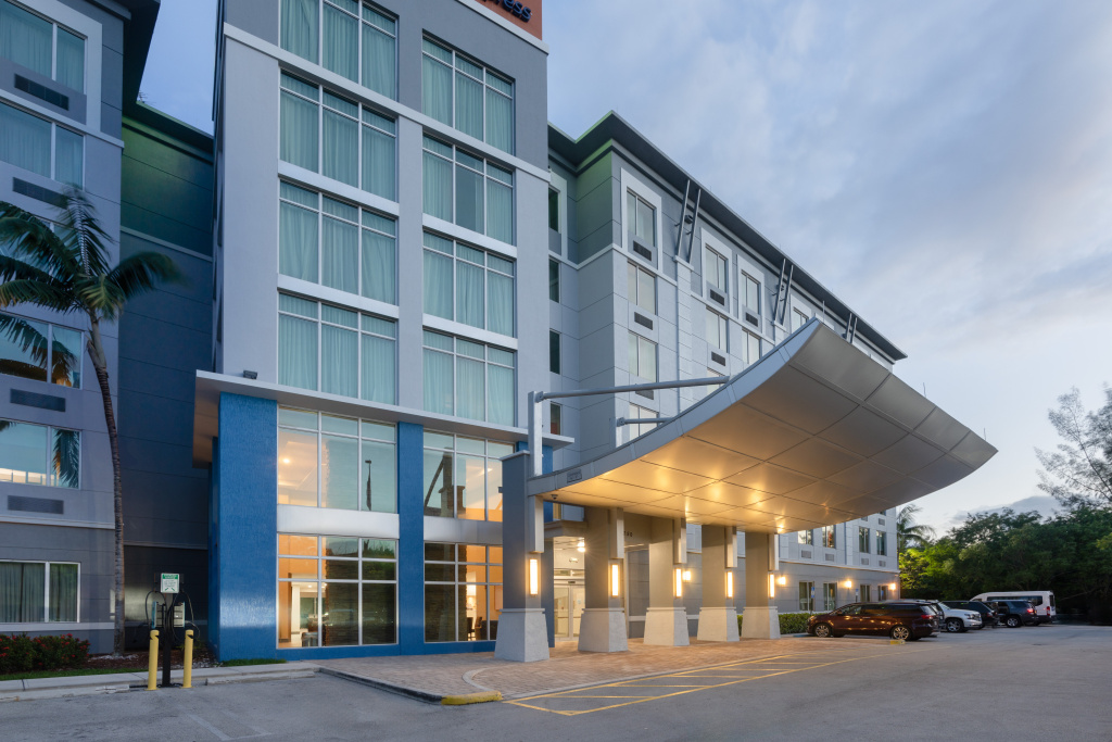 photo 1 of Holiday Inn Express Miami Airport Blue Lagoon Area by IHG