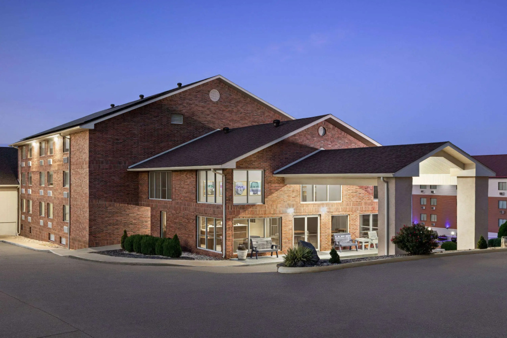 photo 1 of AmericInn by Wyndham Branson & Conference Center