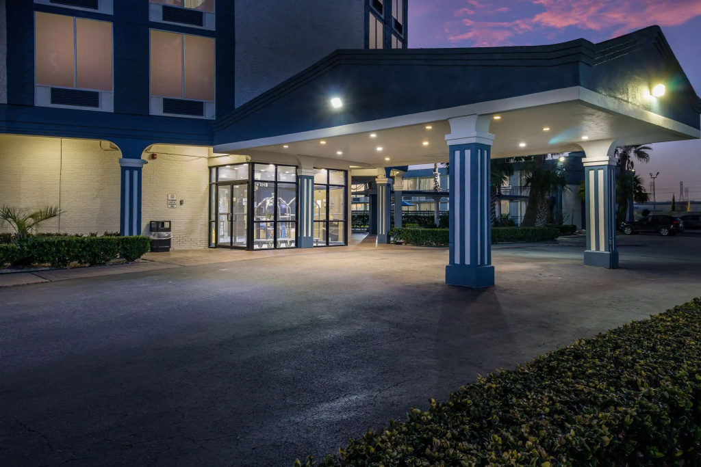 photo 1 of Quality Inn Pasadena - Houston East