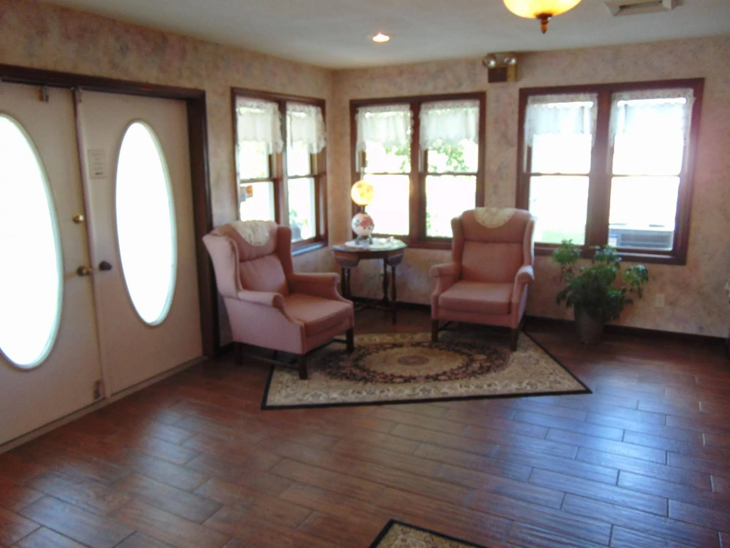 photo 1 of Candlelight Inn