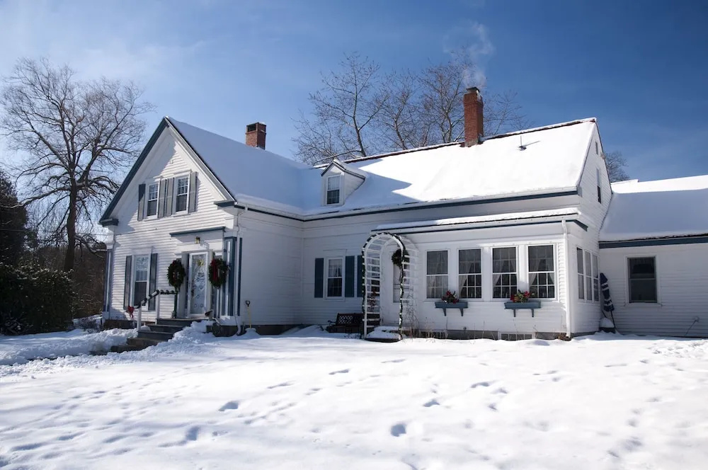 photo 1 of Candlebay Inn