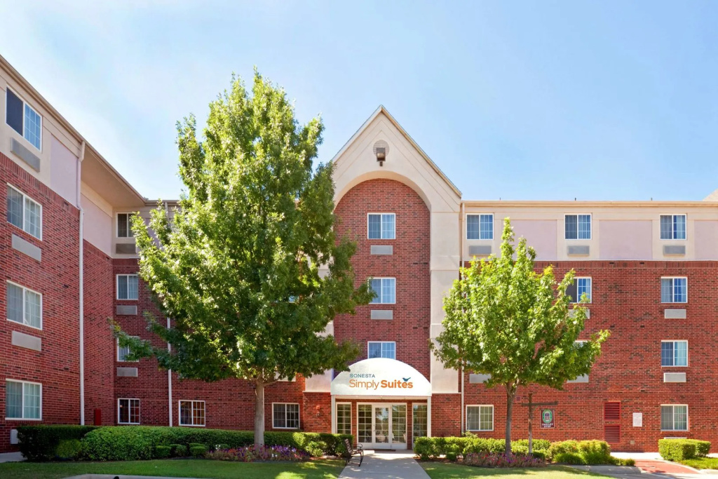 photo 1 of Sonesta Simply Suites Arlington Entertainment District