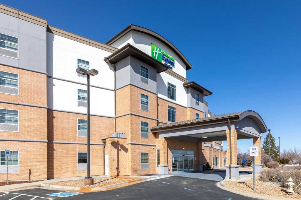 photo 1 of Holiday Inn Express & Suites Englewood Denver South by IHG