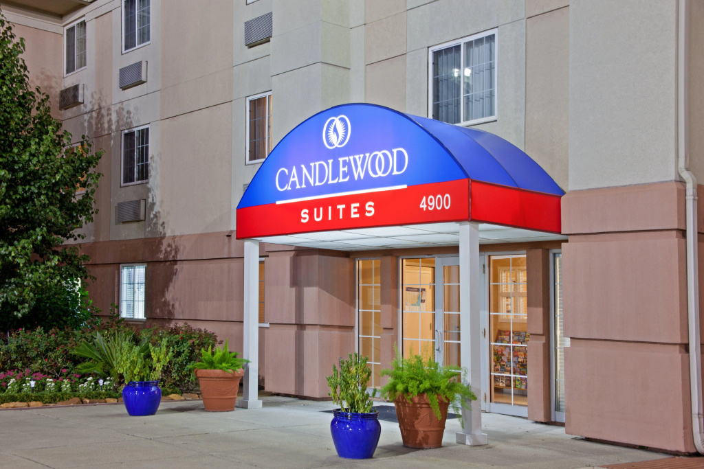 photo 1 of Sonesta Simply Suites Houston Galleria Medical Center
