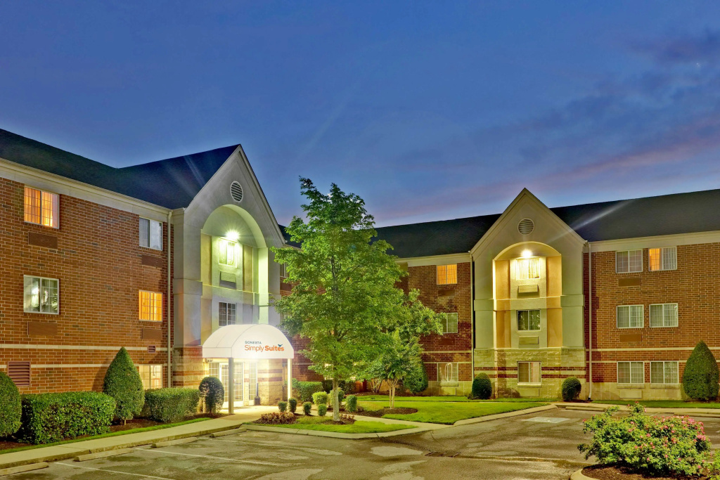 photo 1 of Sonesta Simply Suites Nashville Brentwood