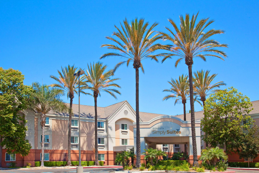 photo 1 of Sonesta Simply Suites Orange County Airport