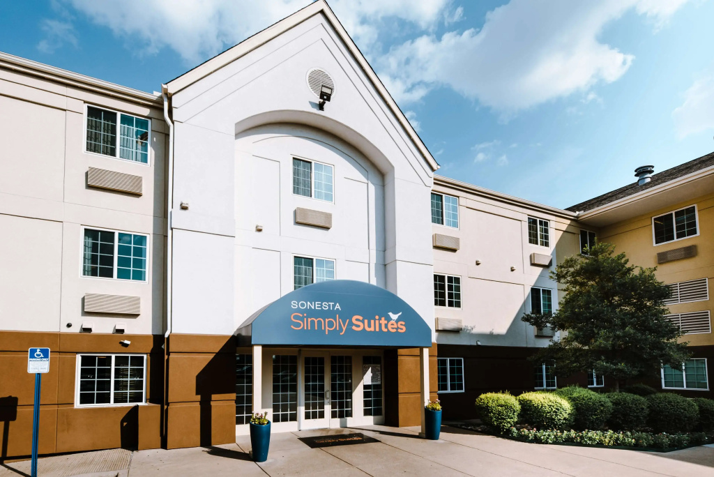 photo 1 of Sonesta Simply Suites Dallas Richardson