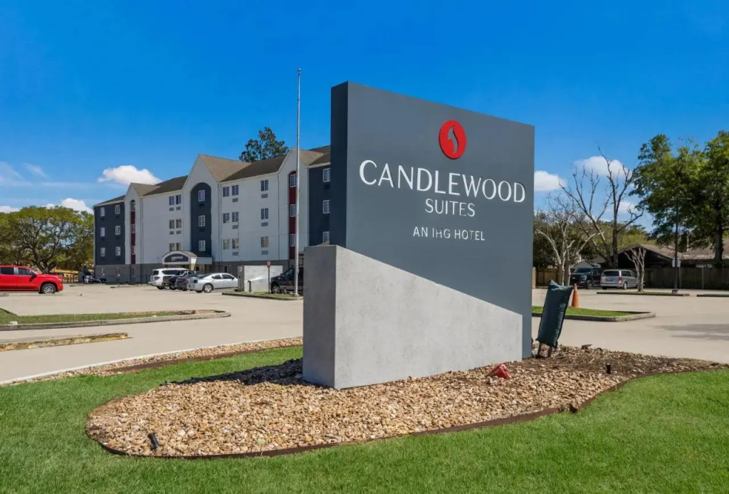 photo 1 of Candlewood Suites Lafayette - River Ranch by IHG