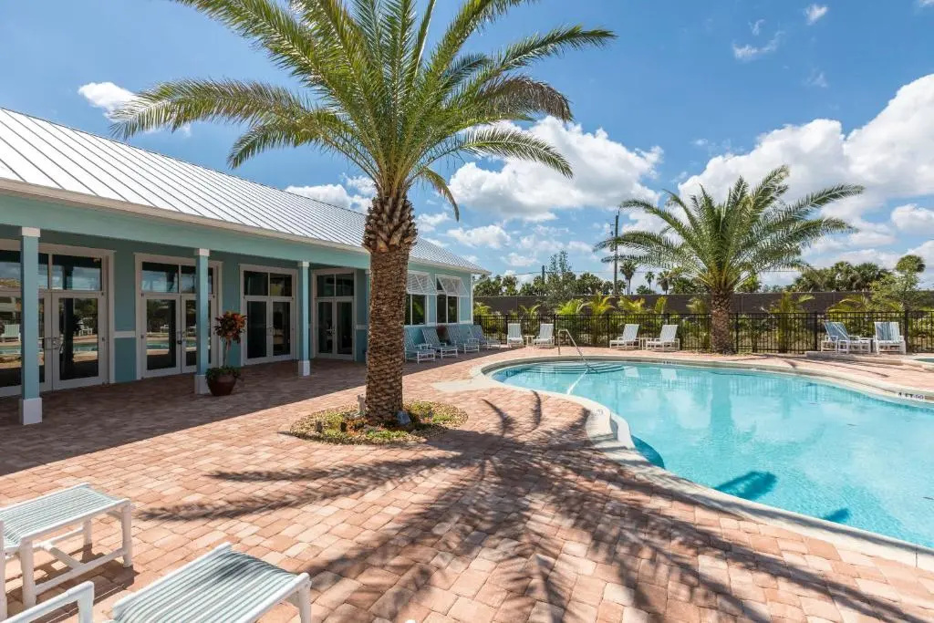 photo 1 of Cape Crossing Resort & Marina
