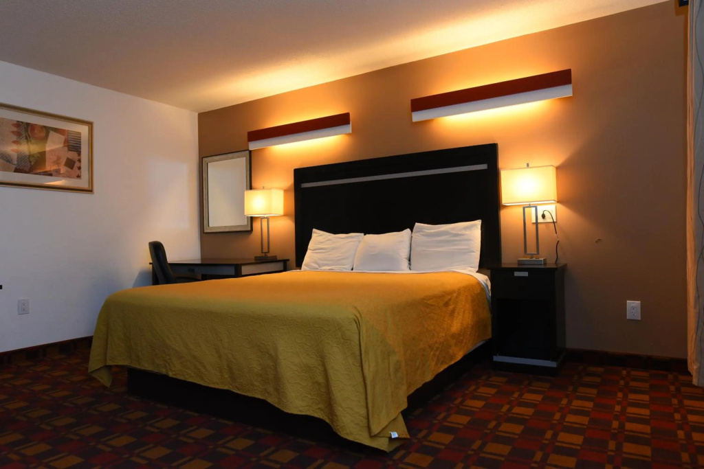 photo 1 of Capital Inn & Suites