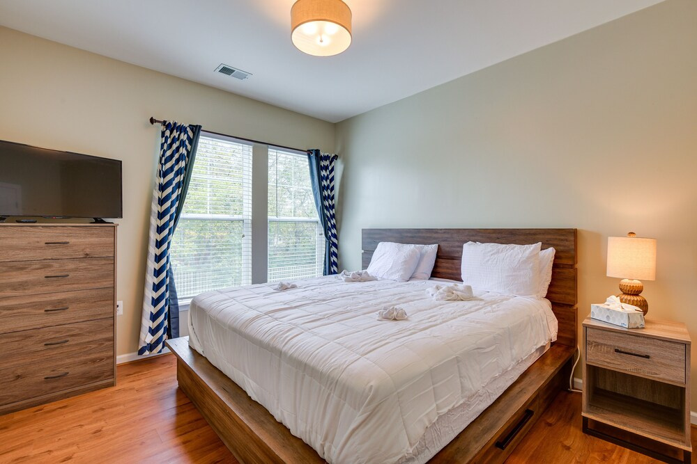 photo 1 of Capitol Heights Apartment ~ 8 Mi to National Mall!