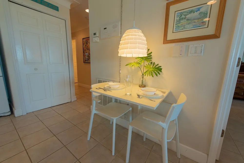 photo 1 of Capri Condo A Apartment 3