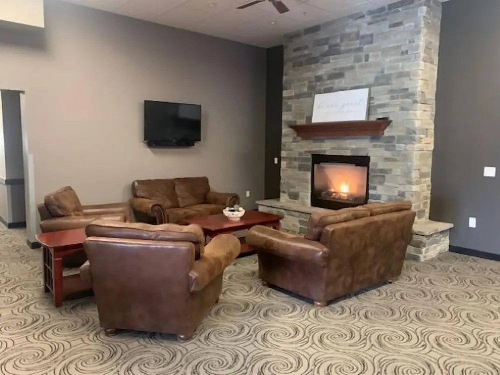 photo 1 of Cardinal Inn & Event Center