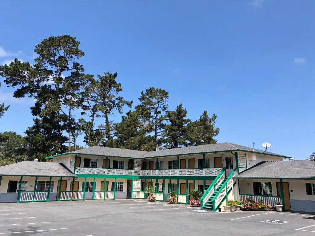 photo 1 of Monterey Pines Inn