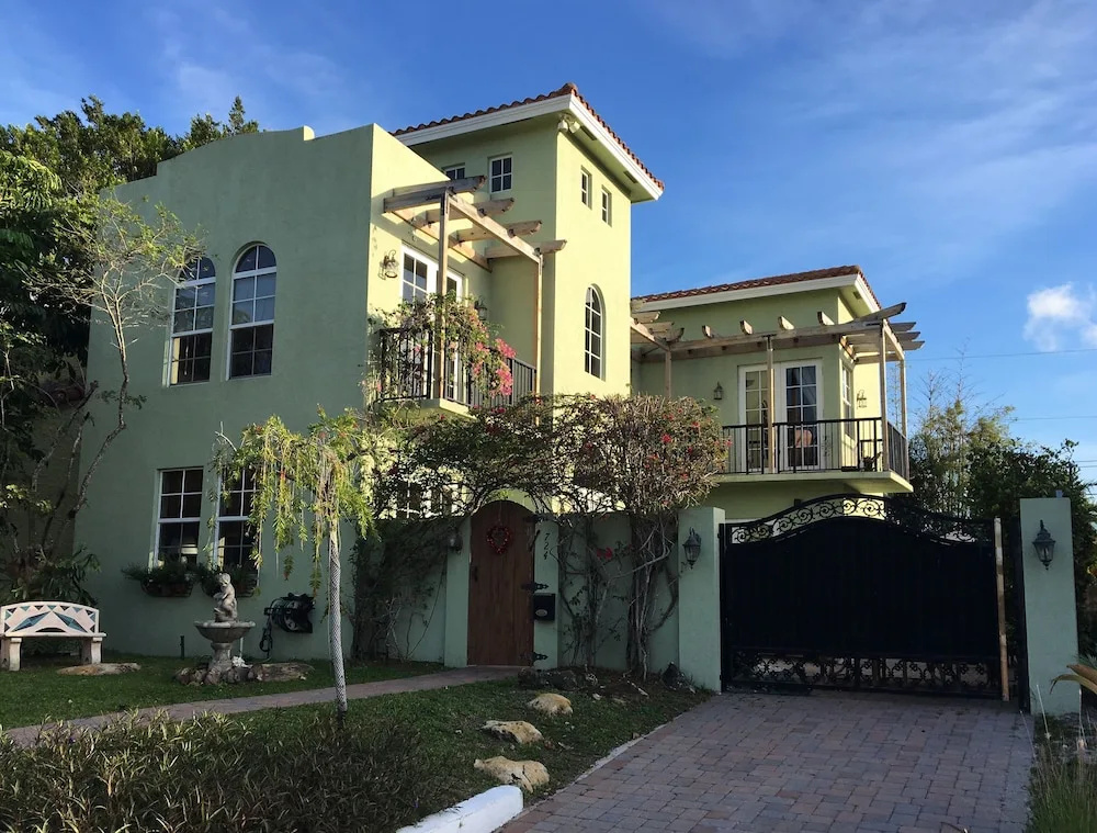 photo 1 of Casa del Corazon