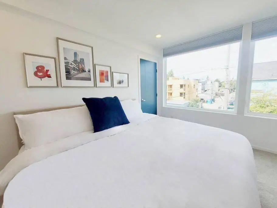 photo 1 of Casper King Bed w/Private office & Rooftop Deck