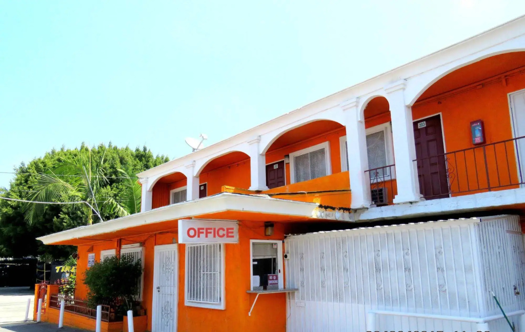 photo 1 of Central Inn Motel