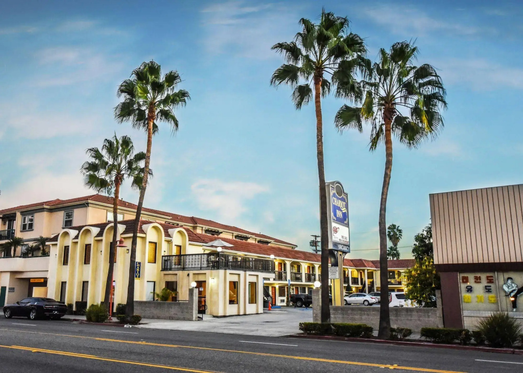 photo 1 of Chariot Inn Glendale - Pasadena