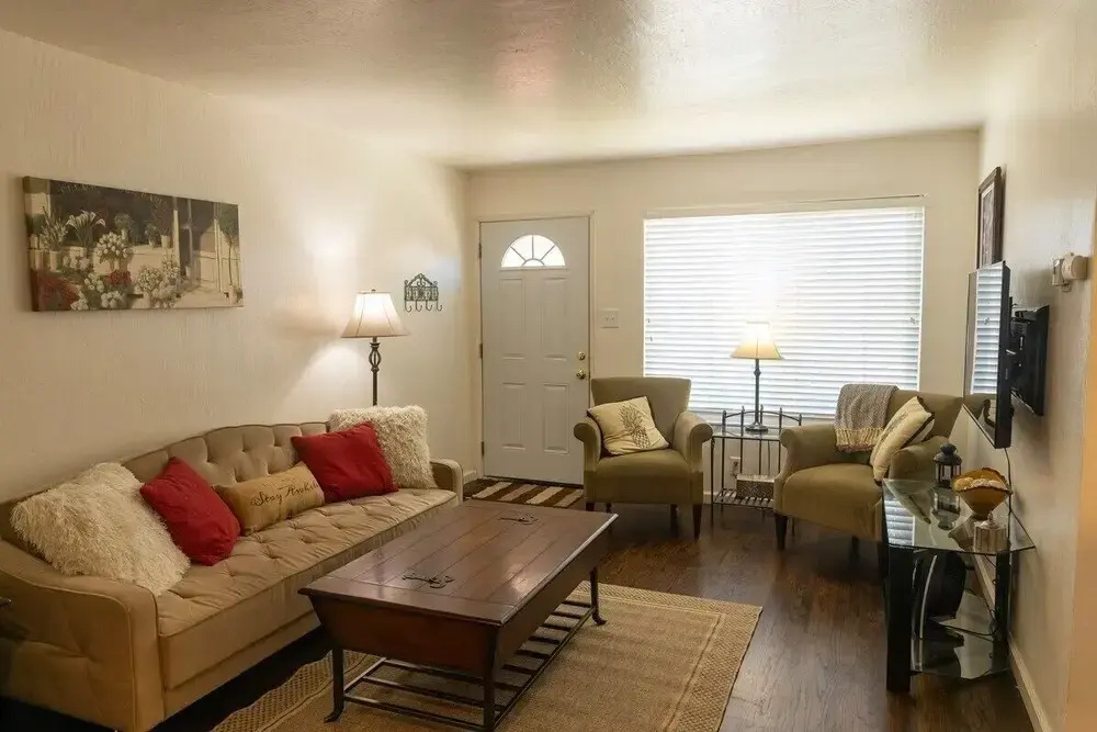 photo 1 of Charming, 2 Bedroom in Newark