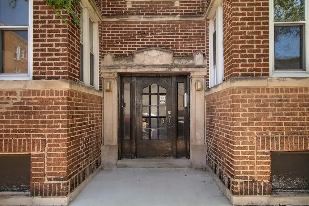 photo 1 of Charming 3BR Rogers Park Home in Newgard