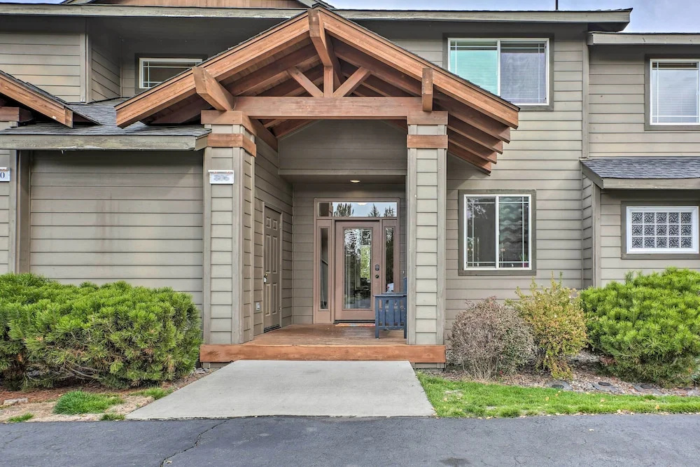 photo 1 of Charming Redmond Townhome w/ Resort Amenities