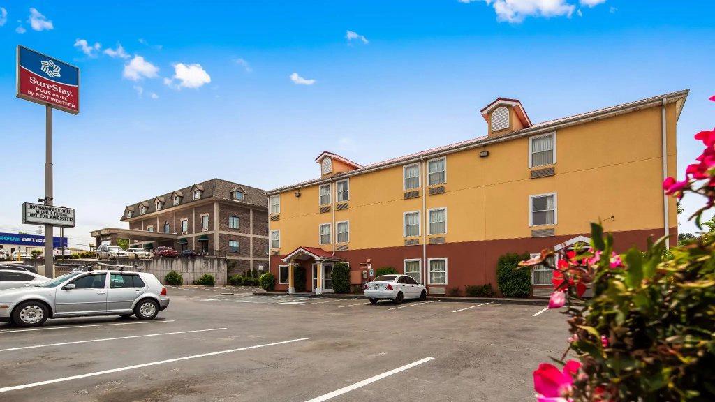 photo 1 of Super 8 by Wyndham Chattanooga East/Hamilton Place