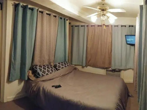 photo 1 of Cheap Private Room In a House